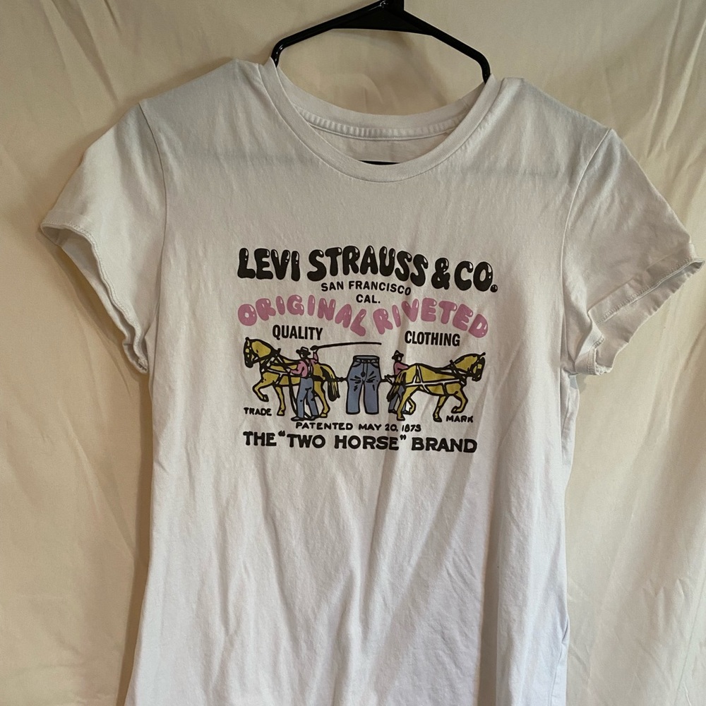 Levi’s shirt